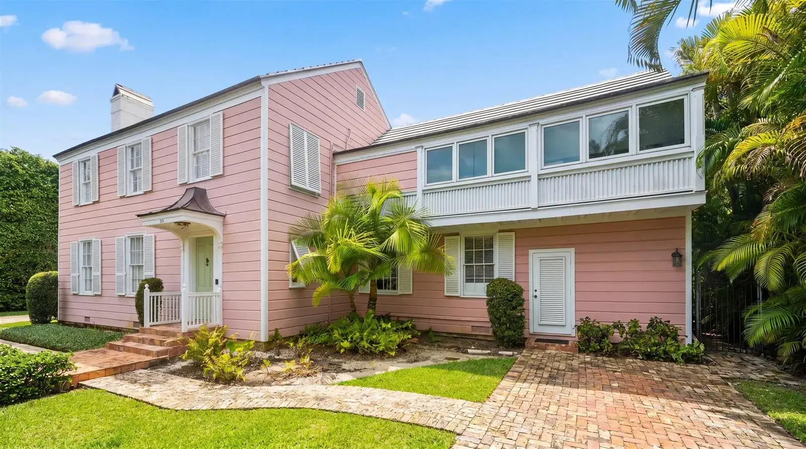 5 bedroom 5 bath Residential for sale at 258 Pendleton Avenue, Palm Beach FL 33480