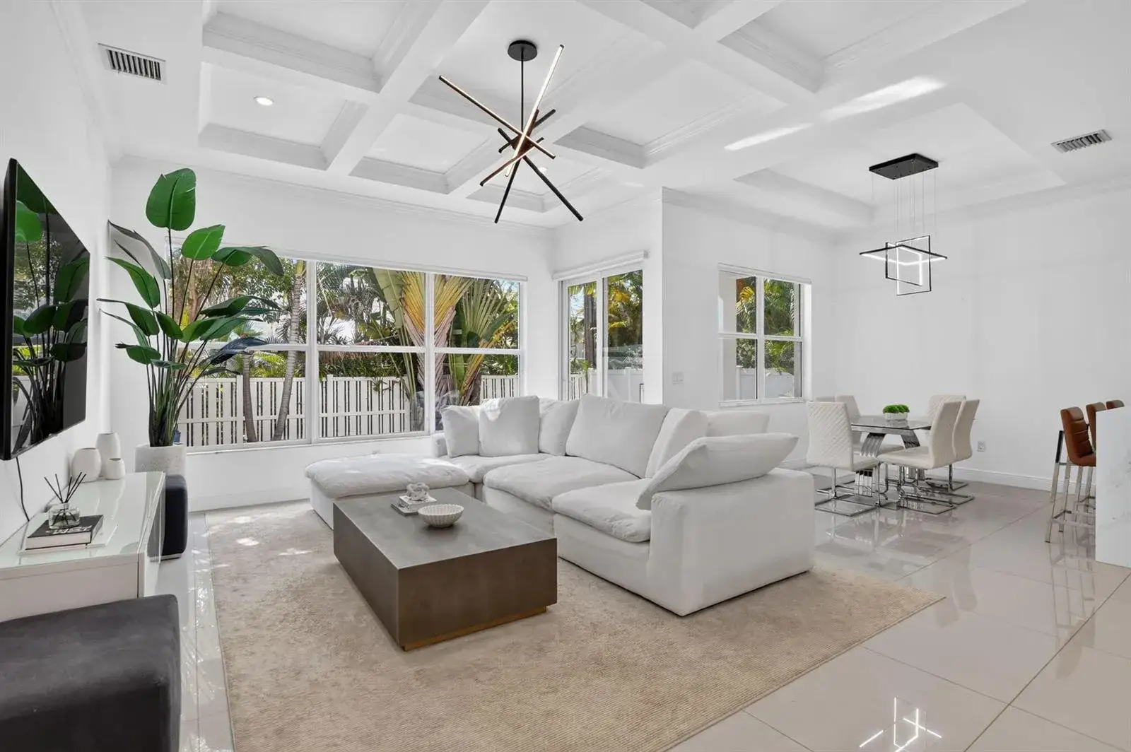 3 bedroom 3 bath Residential Lease for rent at 500 NE Wavecrest Way, Boca Raton FL 33432