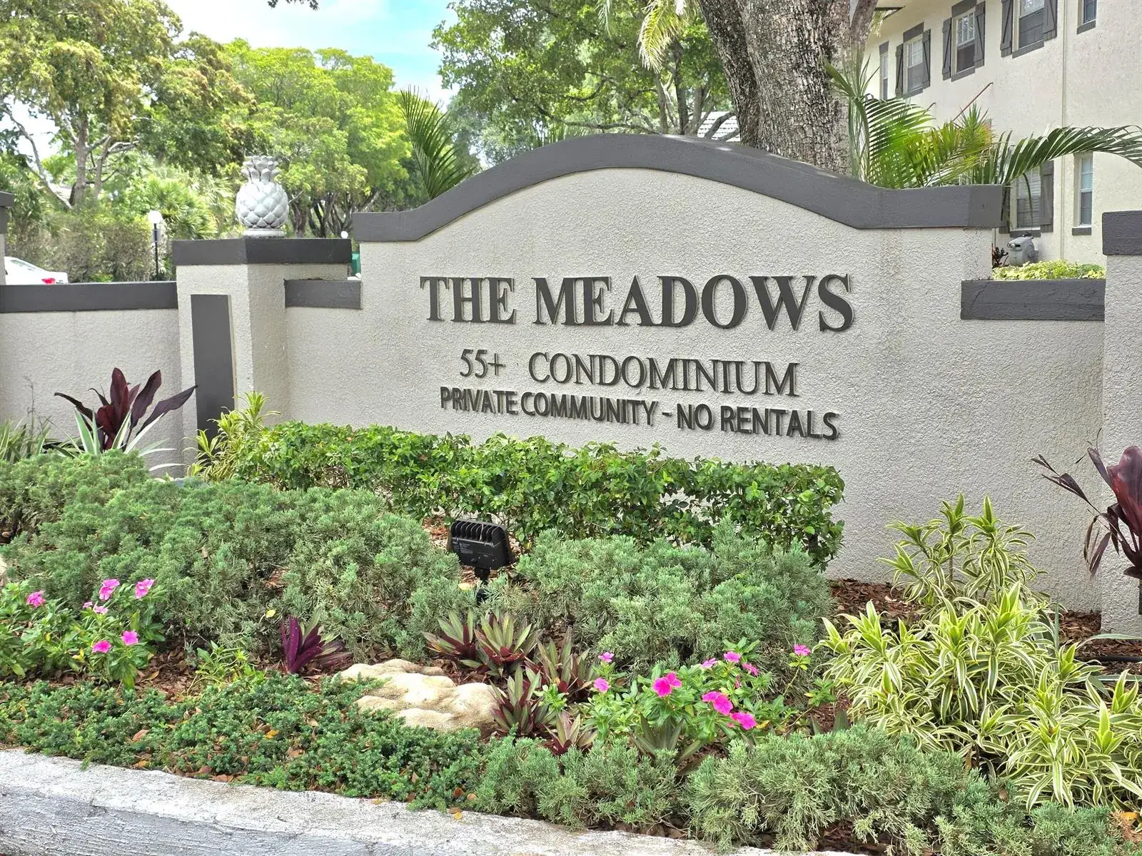 1 bedroom 1 bath Residential for sale at 5680 SW 3rd Place # 206, Margate FL 33068