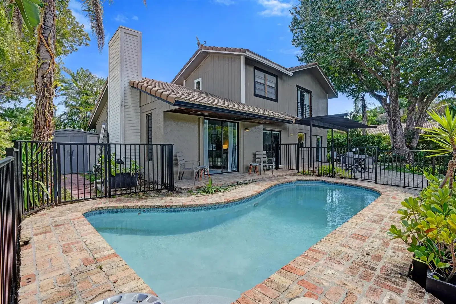 4 bedroom 2 bath Residential for sale at 1348 NW 113th Terrace, Coral Springs FL 33071