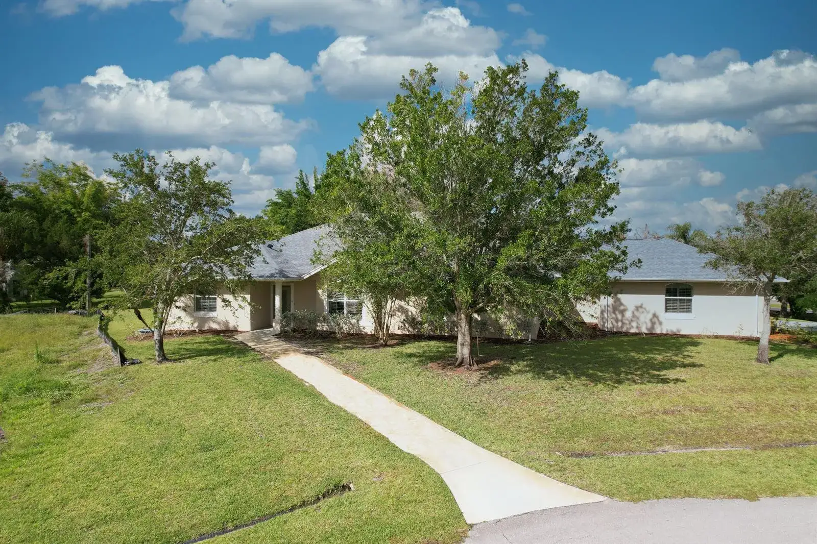 2879 SE Pace Drive, Port St. Lucie FL 34984