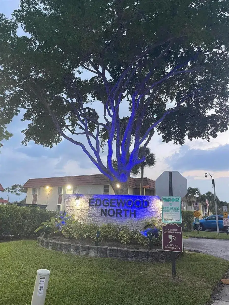 2 bedroom 2 bath Residential Lease for rent at 22735 SW 66th Avenue # 207, Boca Raton FL 33428