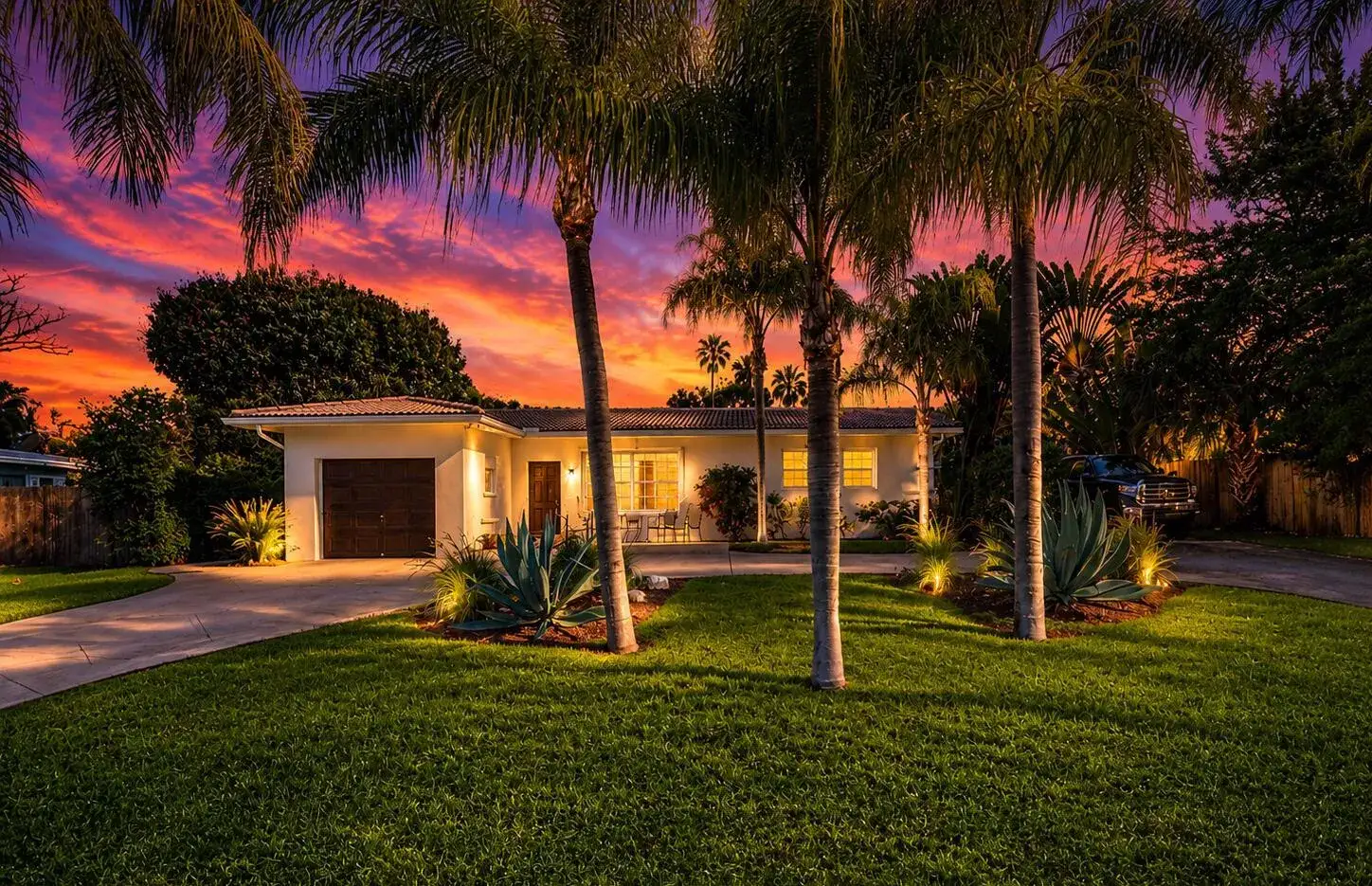 3 bedroom 2 bath Residential Lease for rent at 2031 Pleasant Drive, Juno Beach FL 33408