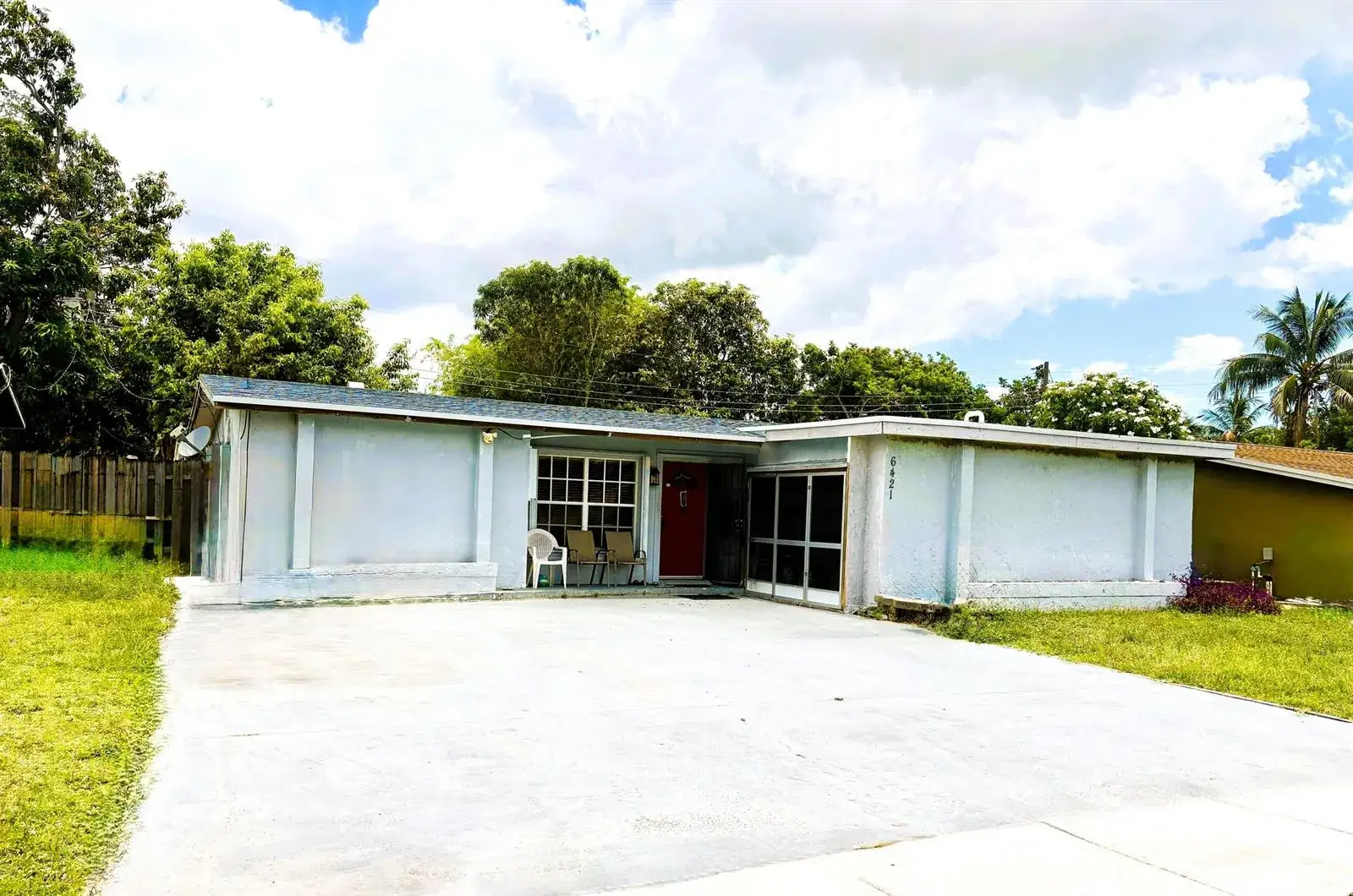 2 bedroom 2 bath Residential for sale at 6421 NW 29th Street NW, Sunrise FL 33313