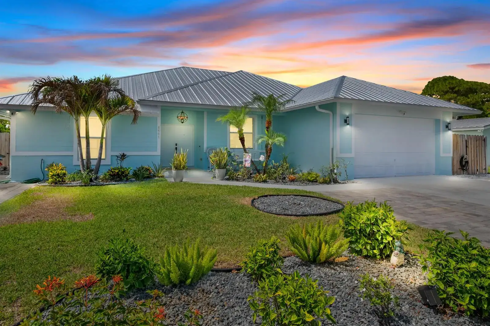 4 bedroom 2 bath Residential for sale at 6481 SE Clairmont Place, Hobe Sound FL 33455