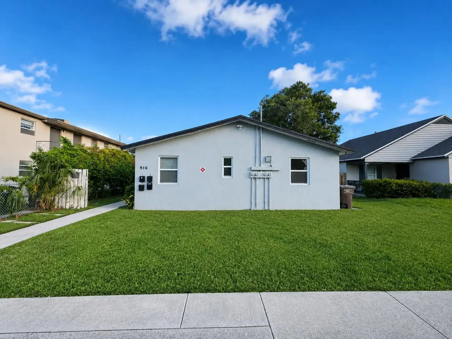 2 bedroom 1 bath Residential Lease for rent at 916 4th Street # 4, West Palm Beach FL 33401