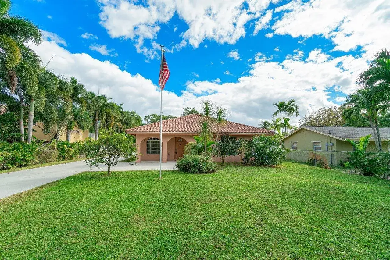 3 bedroom 2 bath Residential Lease for rent at 5592 1st Road, Lake Worth FL 33467