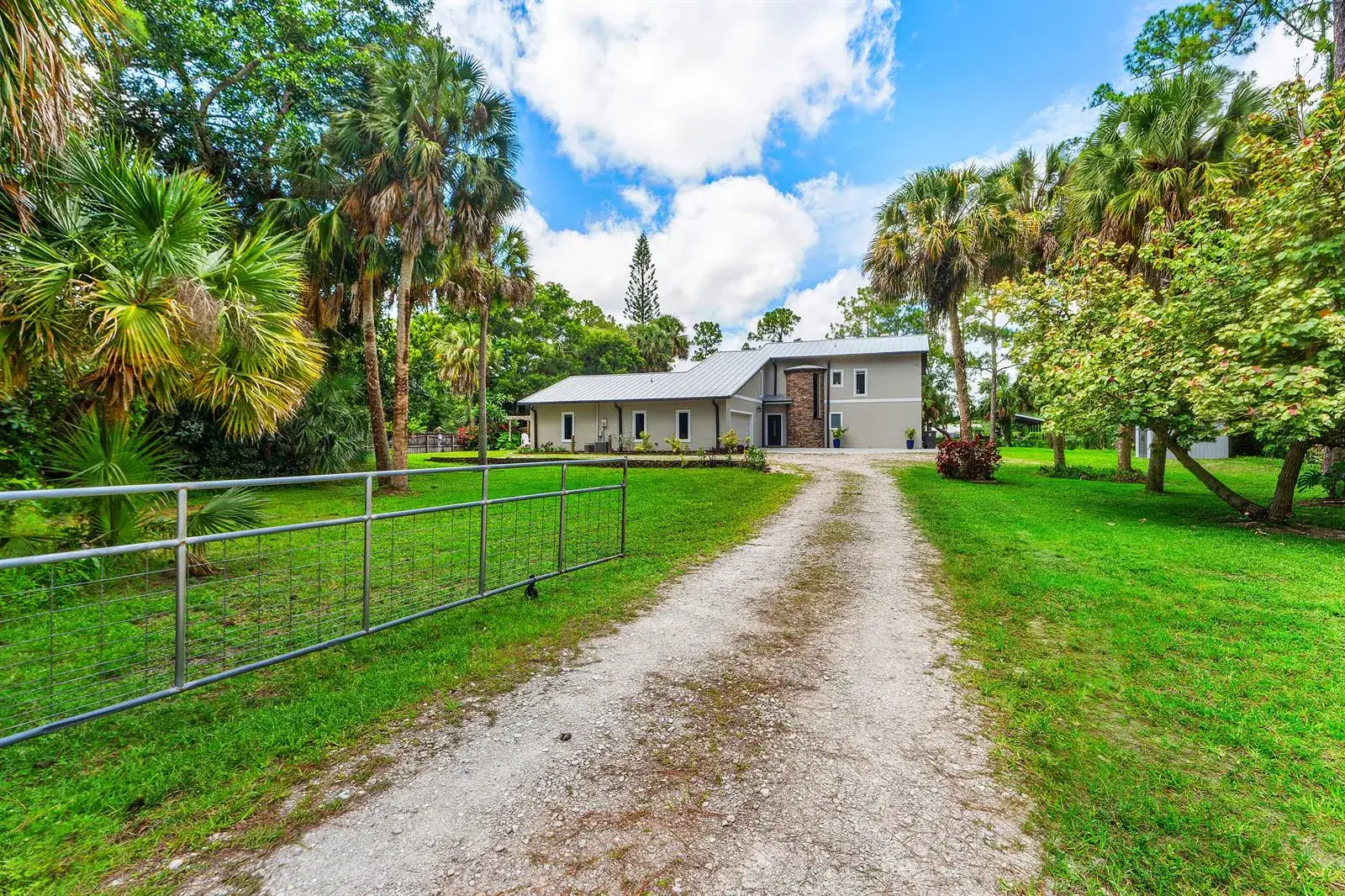 5 bedroom 3 bath Residential for sale at 9743 169th Court N, Jupiter FL 33478
