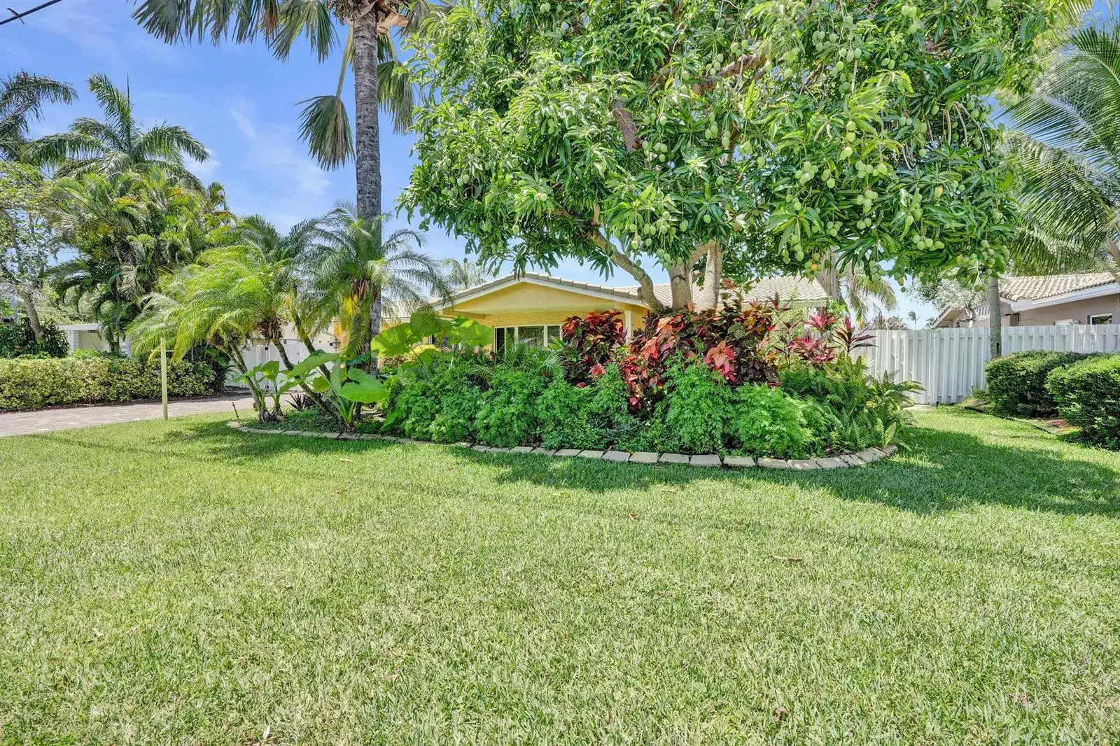 4 bedroom 2 bath Residential for sale at 2265 SE 12th Street, Pompano Beach FL 33062