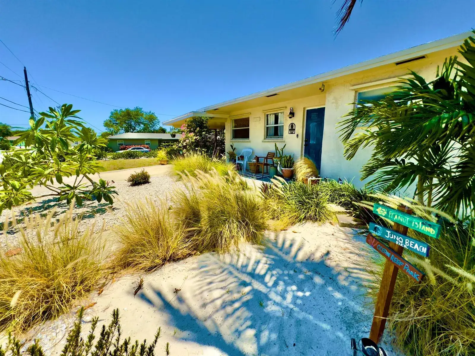 2 bedroom 1 bath Residential Lease for rent at 2401 Avenue Q, West Palm Beach FL 33404
