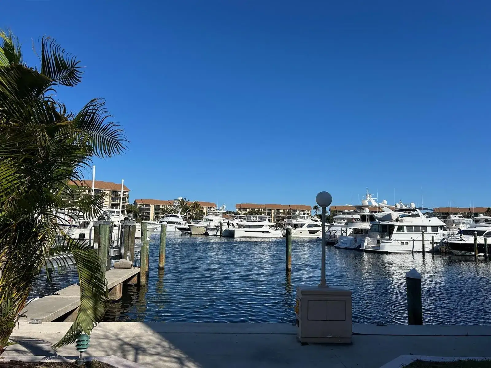2 bedroom 2 bath Residential for sale at 2601 Marina Isle Way # 105, Jupiter FL 33477