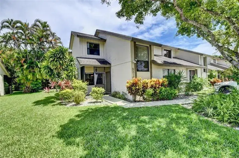 3 bedroom 2 bath Residential Lease for rent at 9316 Ketay Circle, Boca Raton FL 33428