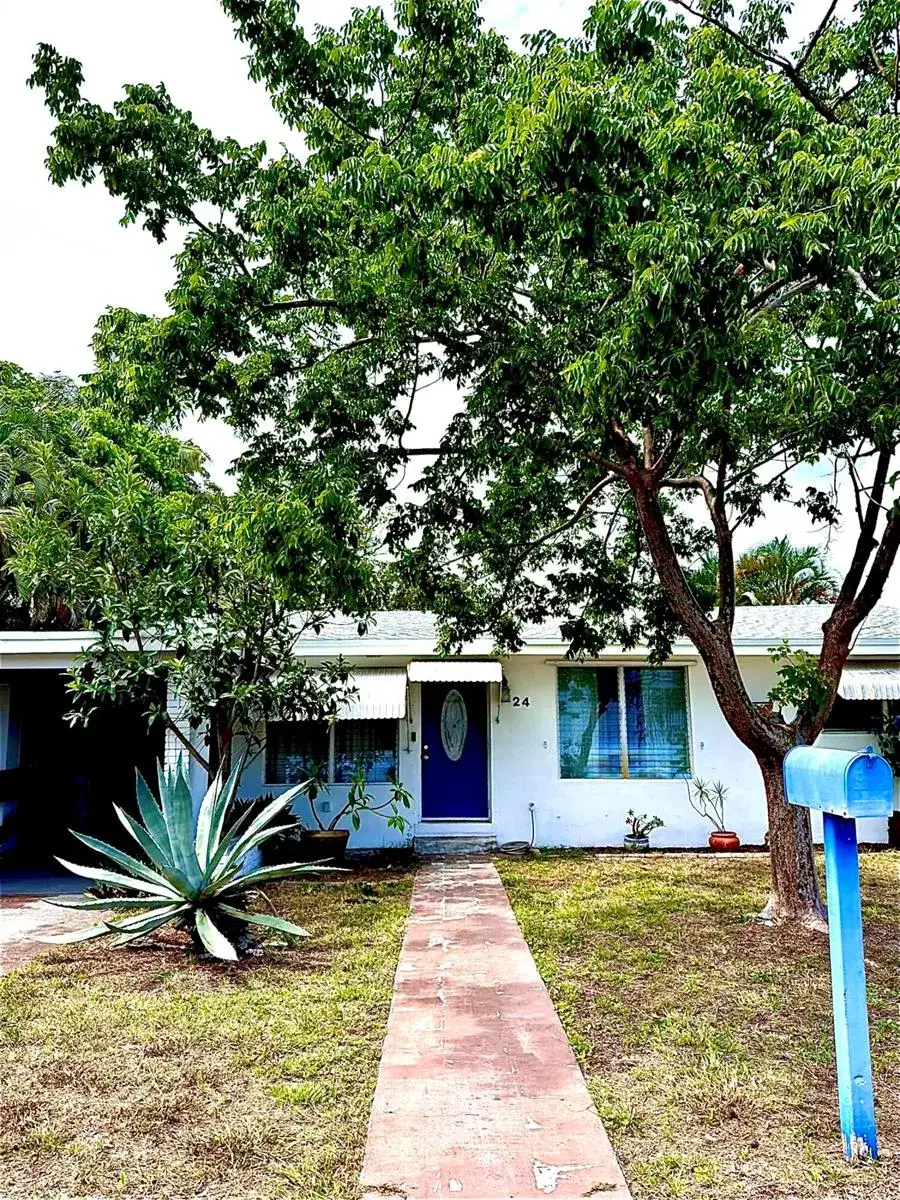 3 bedroom 1 bath Residential for sale at 24 SW 12th Street, Dania Beach FL 33004