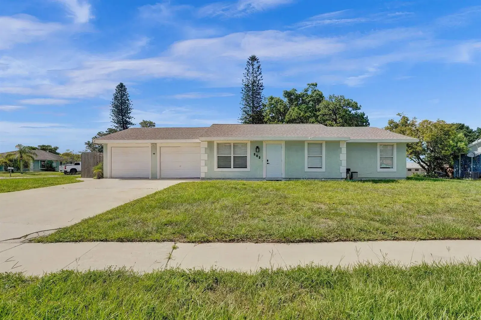 Residential Income for sale at 303 NE Solida Circle, Port St. Lucie FL 34983