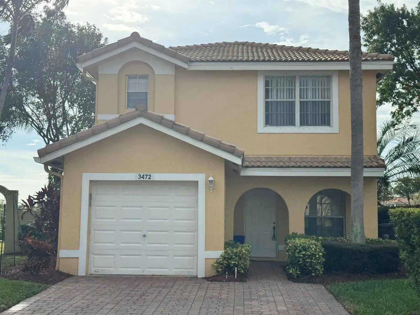 3 bedroom 2 bath Residential Lease for rent at 3472 Commodore Court, West Palm Beach FL 33411