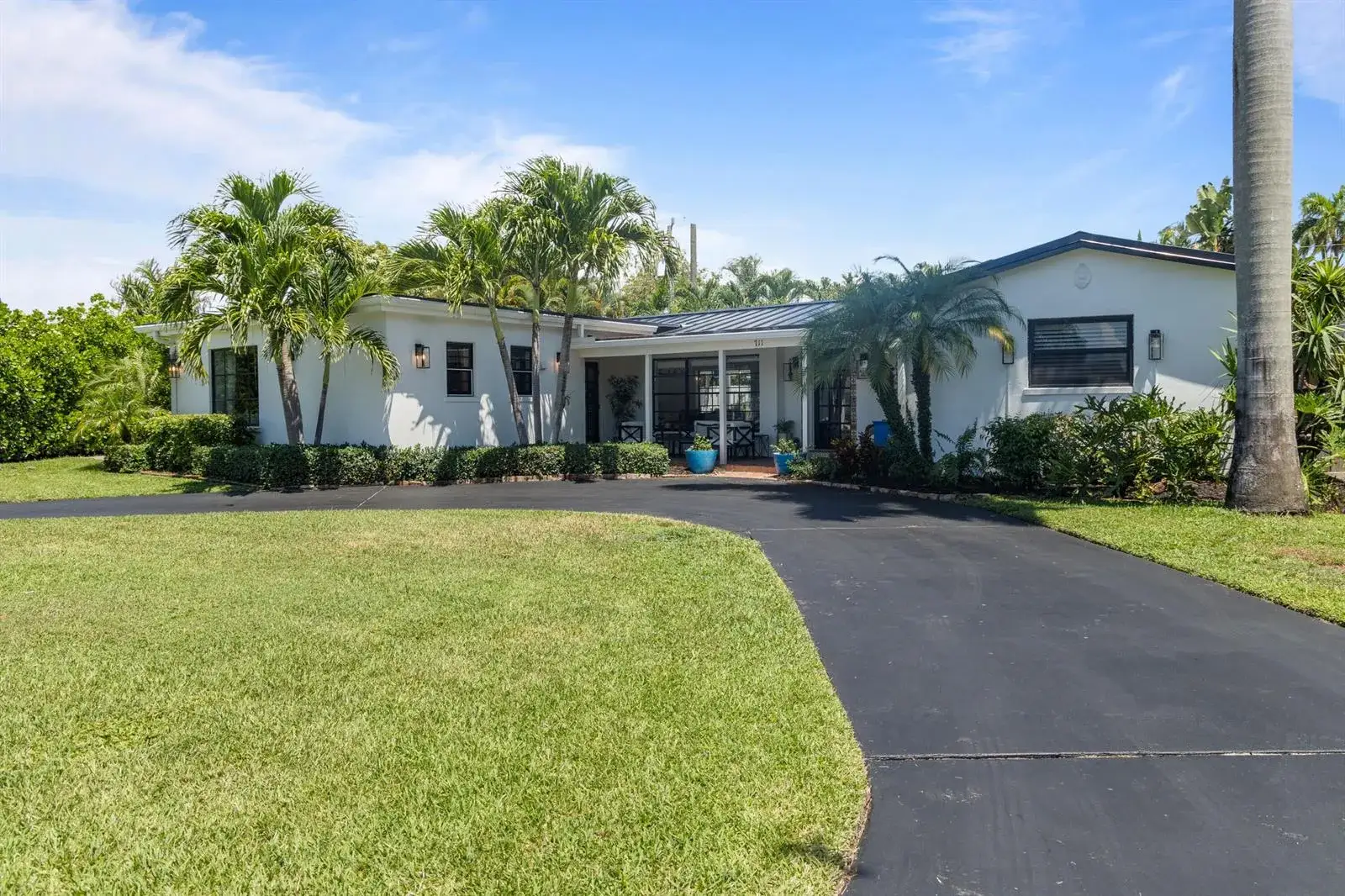 711 SW 27th Way, Boynton Beach FL 33435