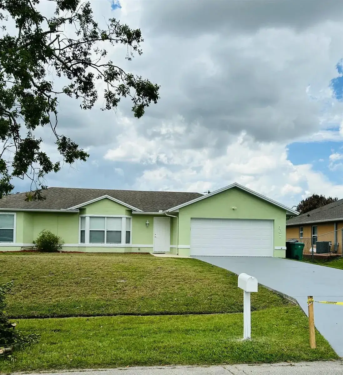 3 bedroom 2 bath Residential Lease for rent at 367 SW Donna Terrace, Port St. Lucie FL 34984