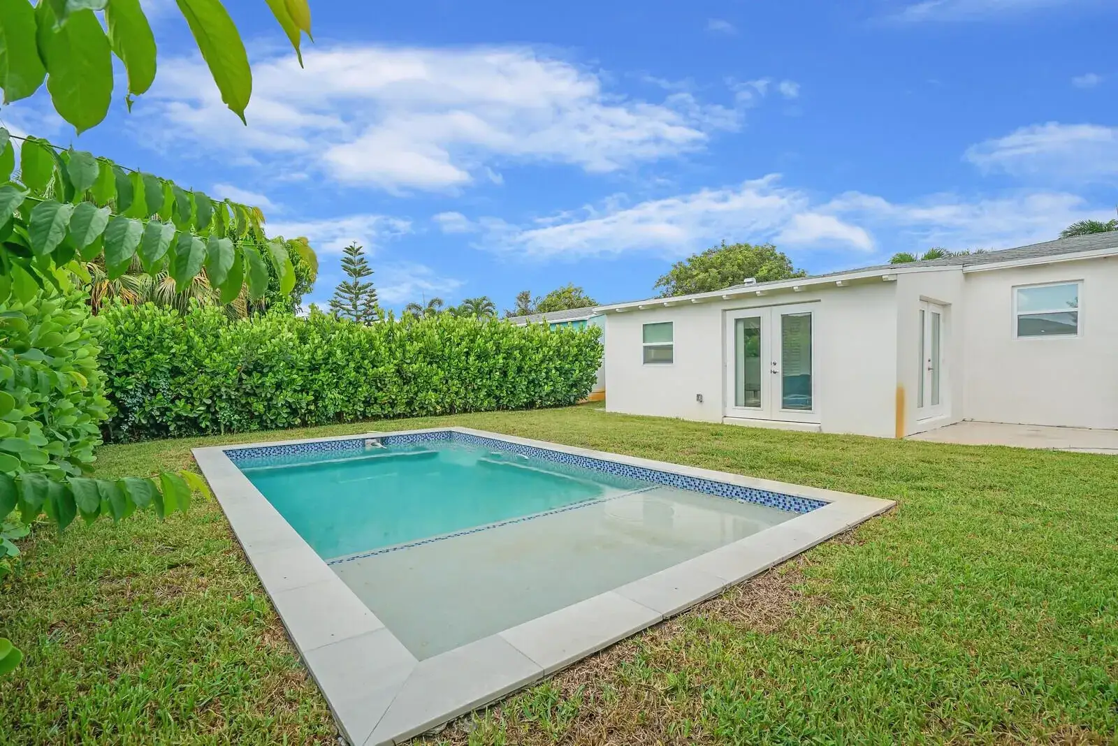 3 bedroom 2 bath Residential Lease for rent at 340 Summa Street, West Palm Beach FL 33405