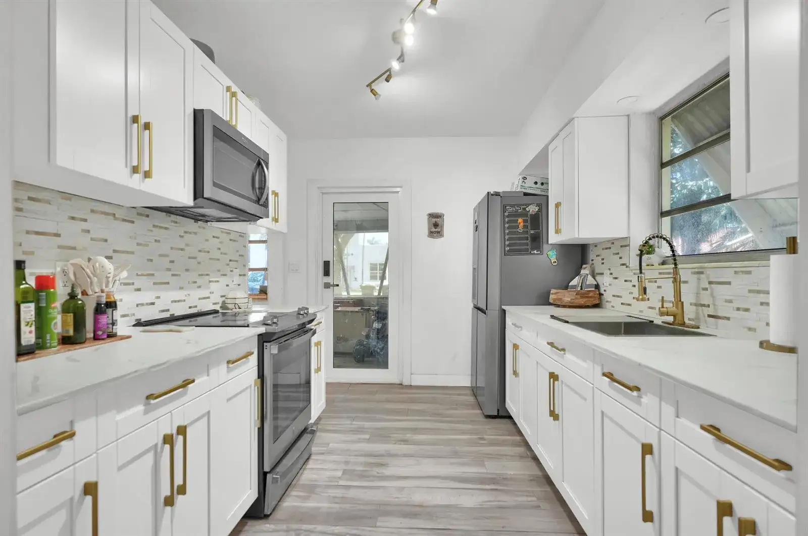 4 bedroom 3 bath Residential for sale at 27 NE 18th Street, Homestead FL 33030