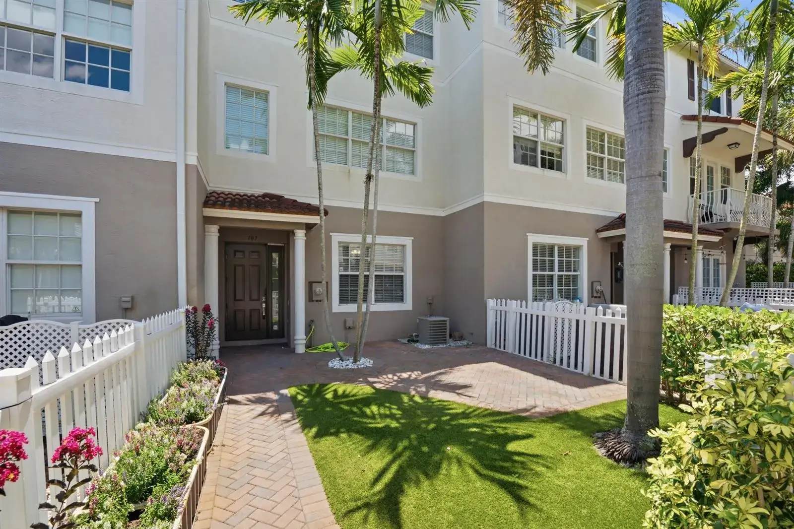 3 bedroom 2 bath Residential for sale at 107 Ocean Cay Way, Hypoluxo FL 33462