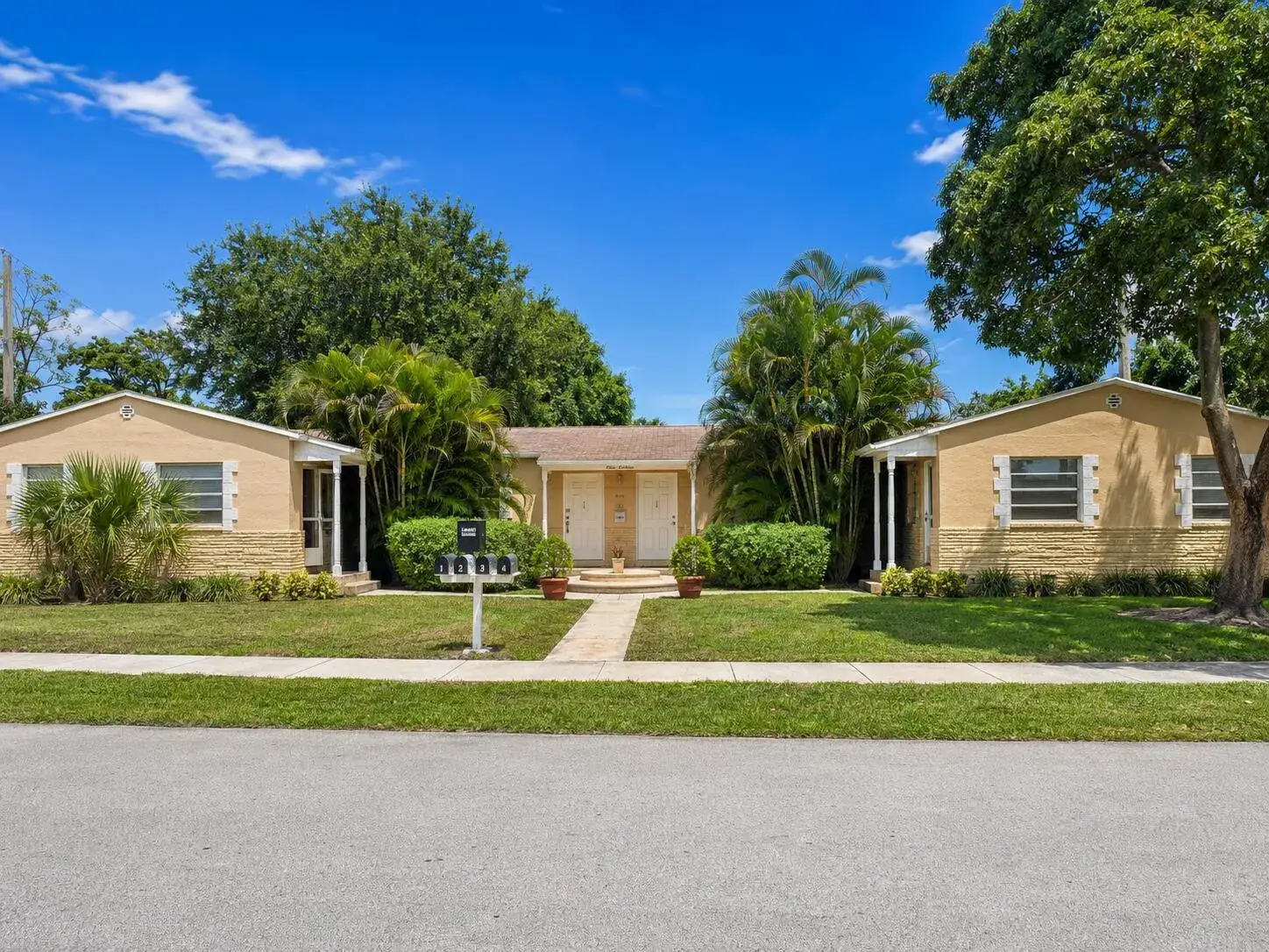 Residential Income for sale at 916 SW 8th Avenue # 4, Fort Lauderdale FL 33315