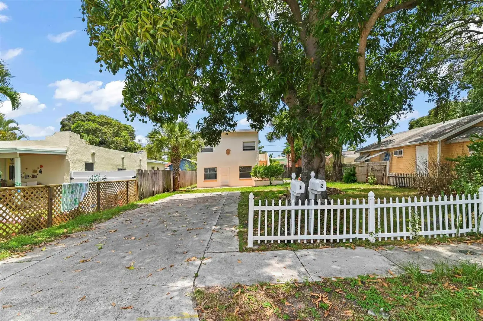 2 bedroom 1 bath Residential Lease for rent at 515 Putnam Road, West Palm Beach FL 33405
