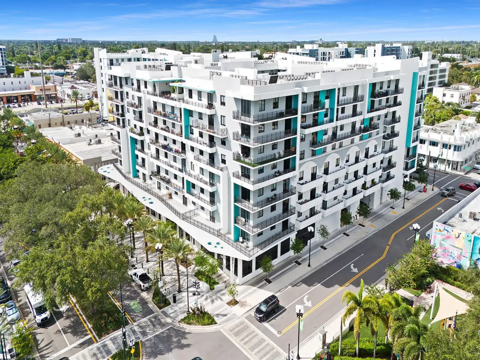 Commercial Sale for sale at 2001 Hollywood Boulevard, Hollywood FL 33020