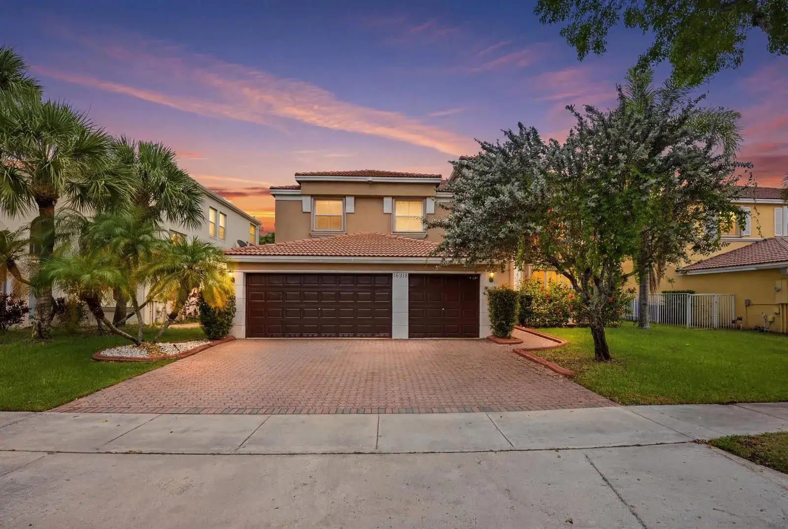 5 bedroom 3 bath Residential for sale at 16918 SW 16th Street, Pembroke Pines FL 33027
