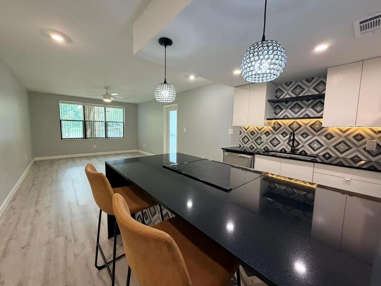 2 bedroom 2 bath Residential for sale at 4501 W Mcnab Road # 11, Pompano Beach FL 33069