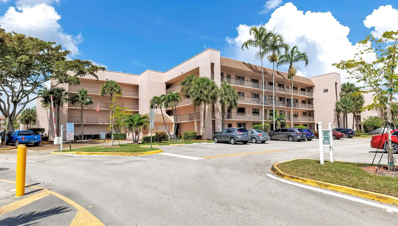 2 bedroom 2 bath Residential for sale at 2705 NW 104th Avenue # 406, Sunrise FL 33322