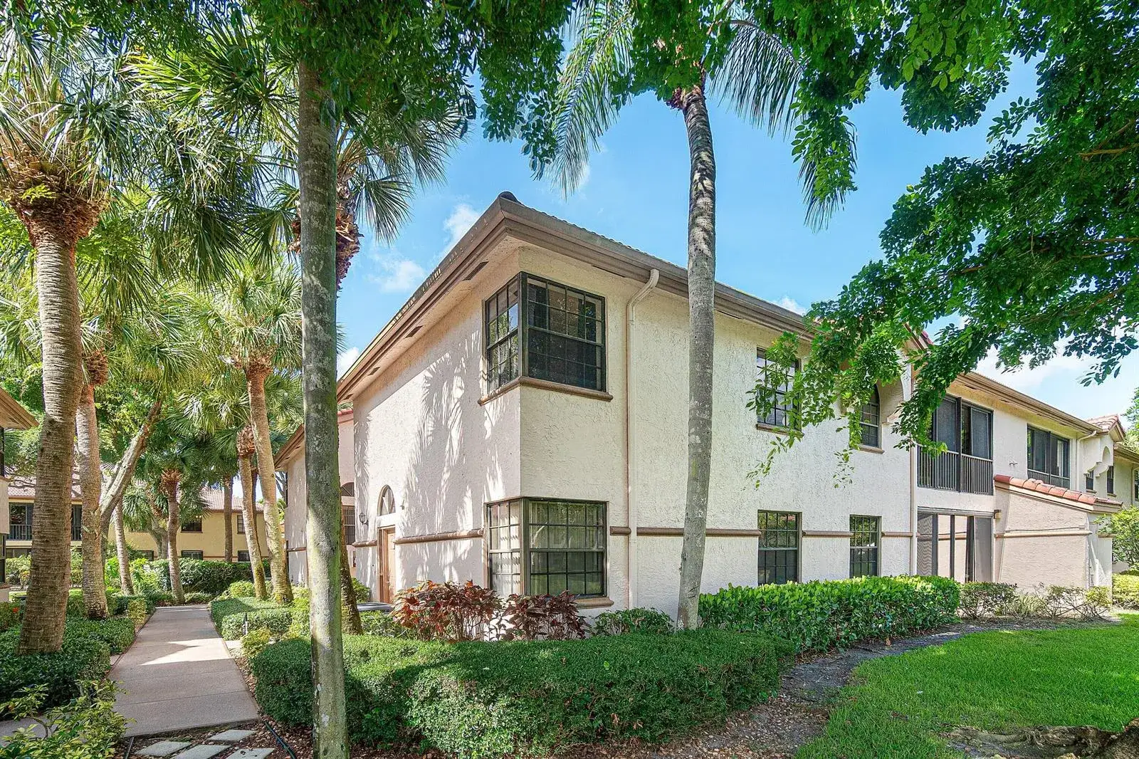 3 bedroom 2 bath Residential for sale at 5171 Europa Drive # G, Boynton Beach FL 33437