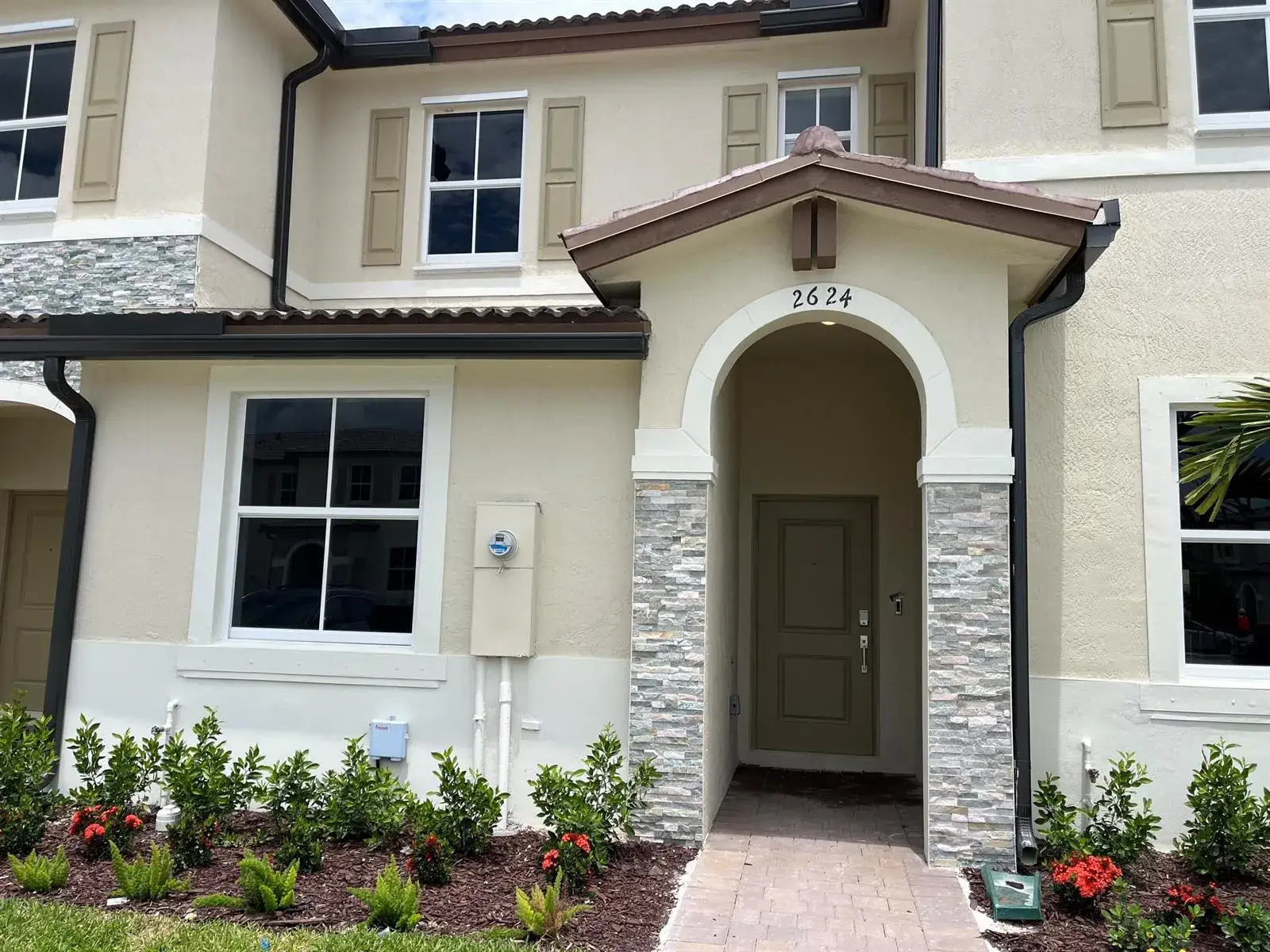 3 bedroom 3 bath Residential Lease for rent at 2624 SE 25th, Homestead FL 33035