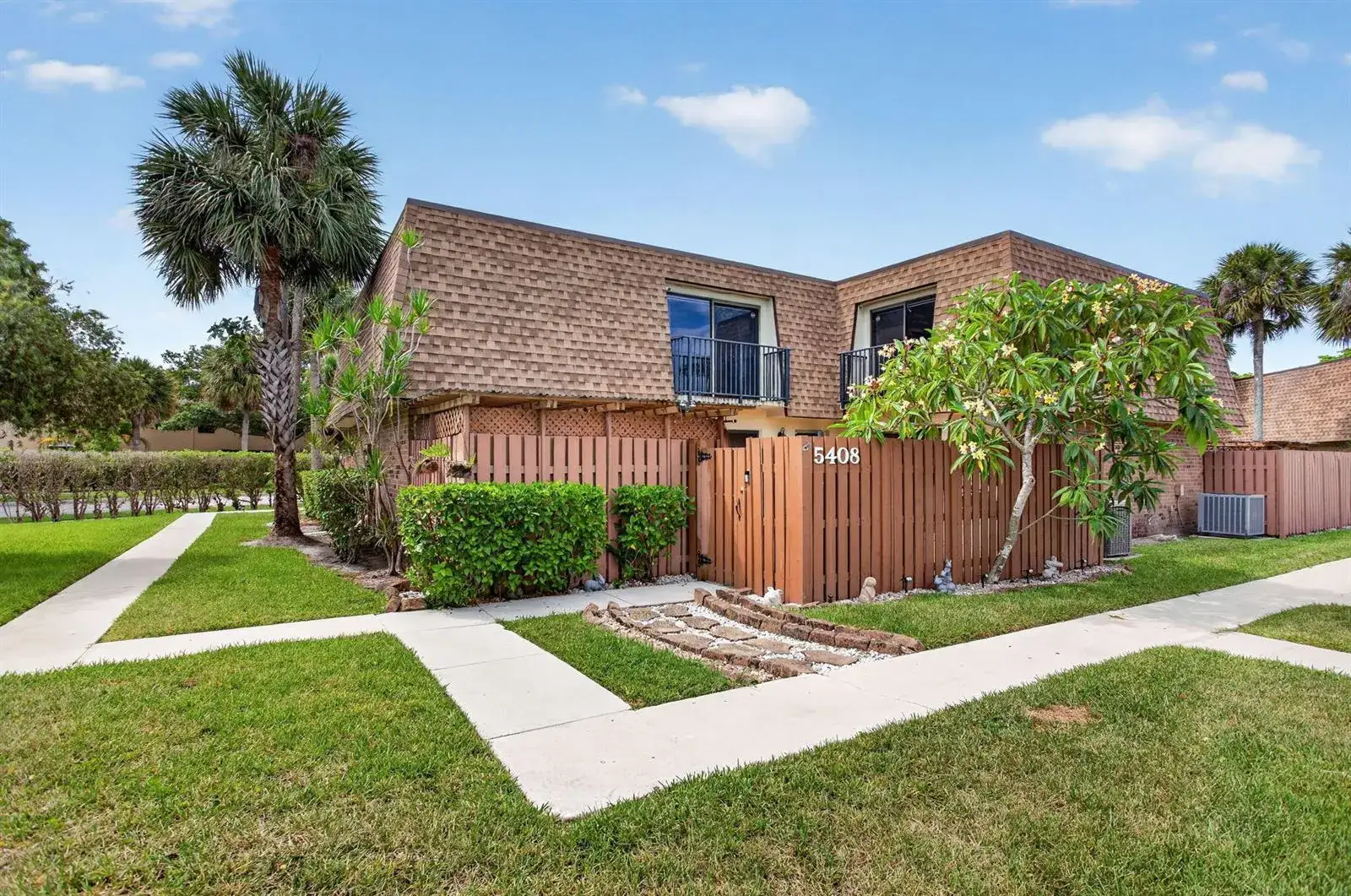 3 bedroom 2 bath Residential for sale at 5408 NW 59th Place, Tamarac FL 33319