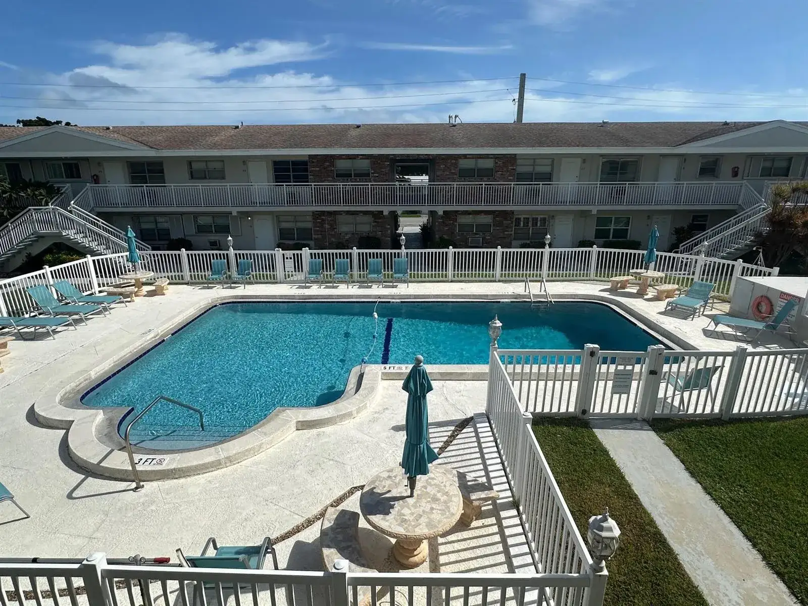 1 bedroom 1 bath Residential Lease for rent at 3850 NE 21st Way # 41, Lighthouse Point FL 33064