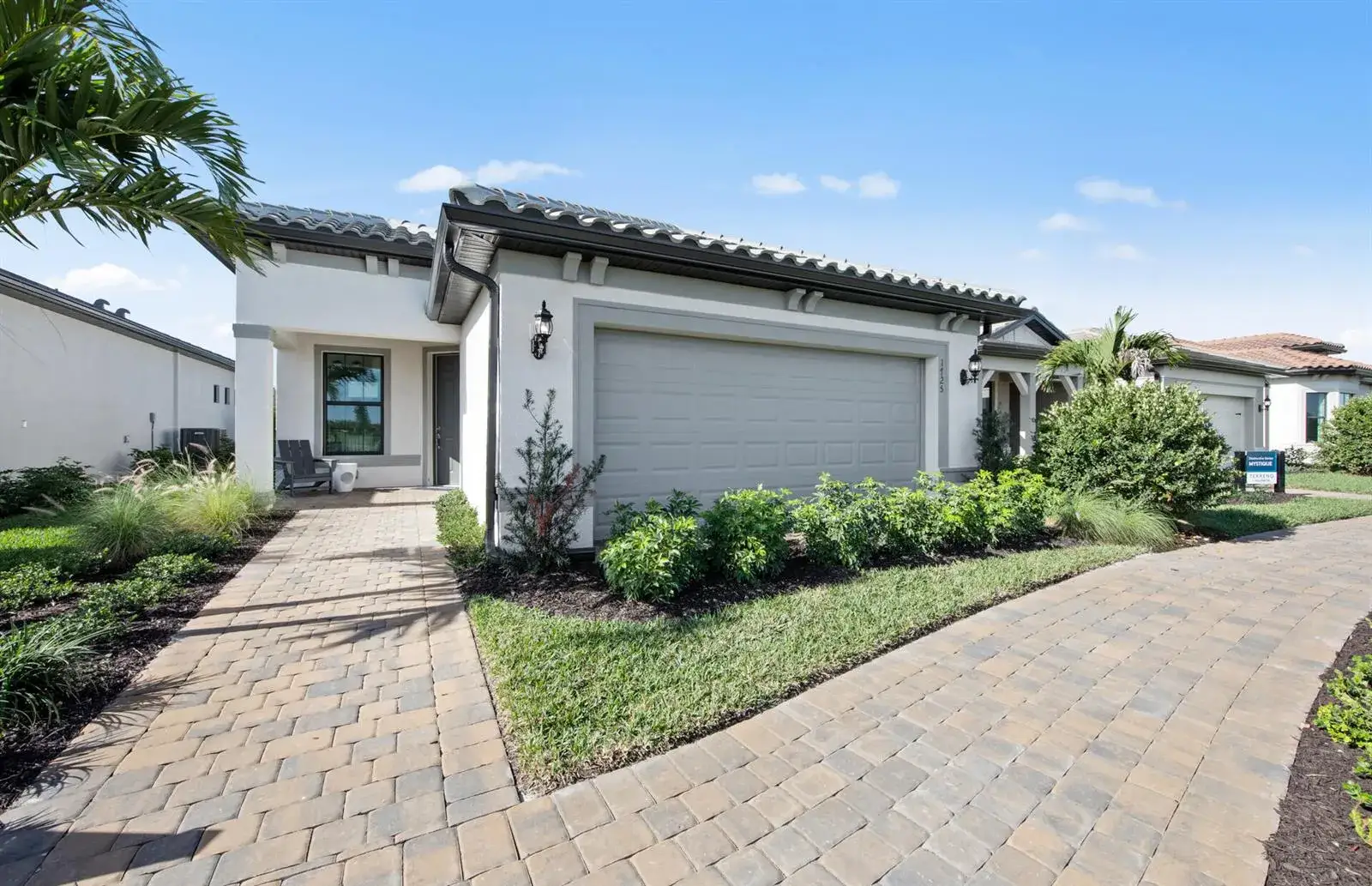 2 bedroom 2 bath Residential for sale at 2114 Sequoia, Naples FL 34120