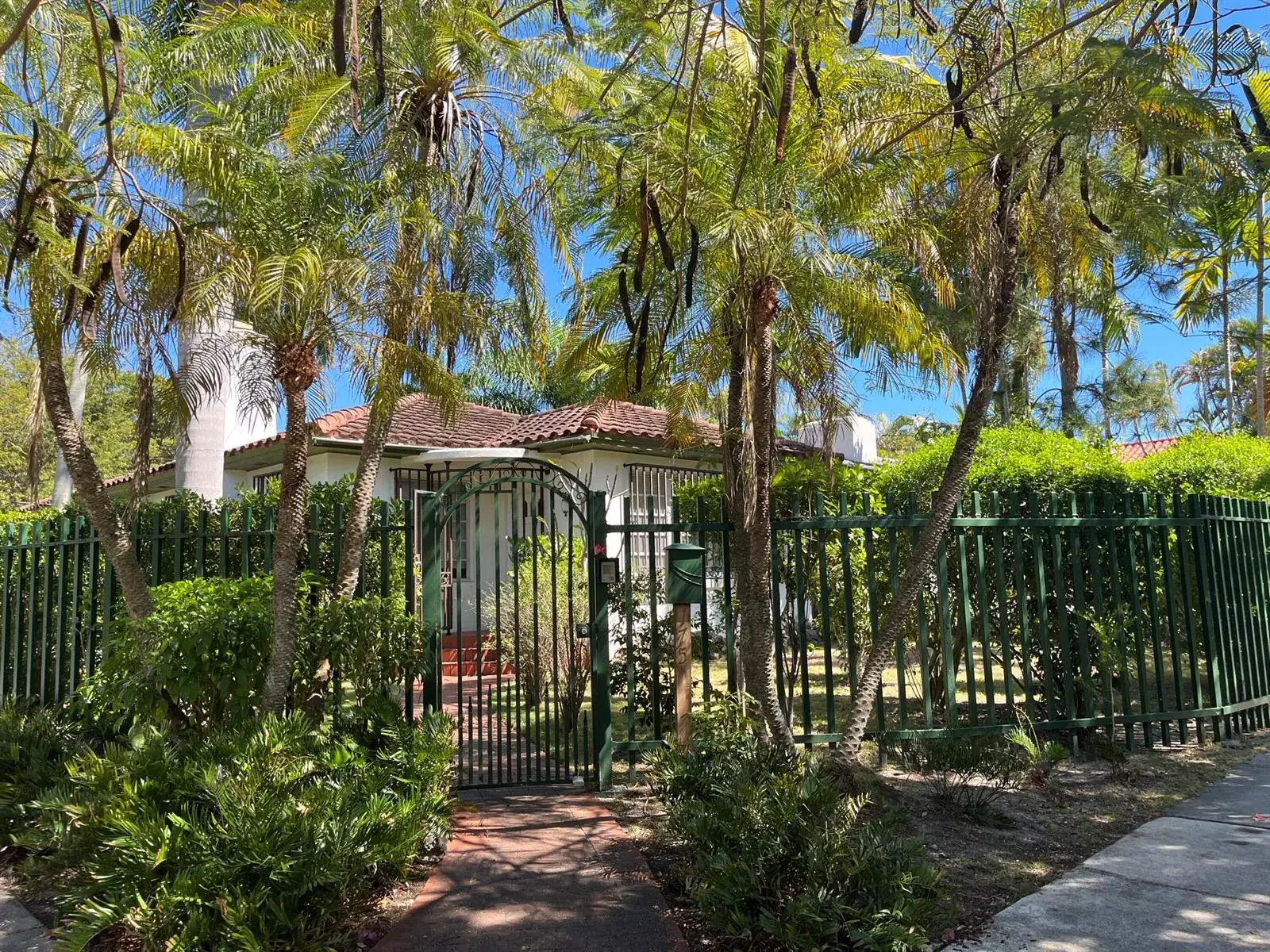 2 bedroom 2 bath Residential Lease for rent at 175 SW 25th Road, Miami FL 33129
