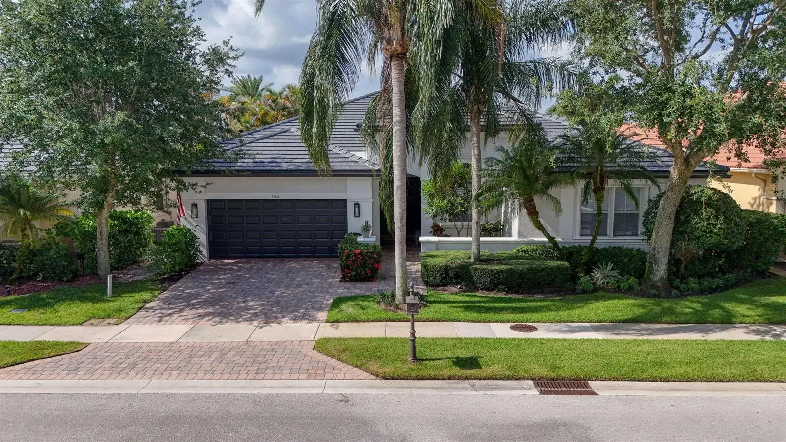 4 bedroom 2 bath Residential for sale at 144 Sedona Way, Palm Beach Gardens FL 33418