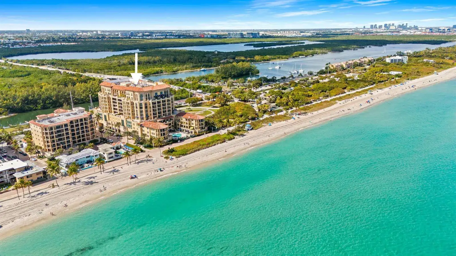 3 bedroom 3 bath Residential for sale at 3501 N Ocean Drive # 7, Hollywood FL 33019