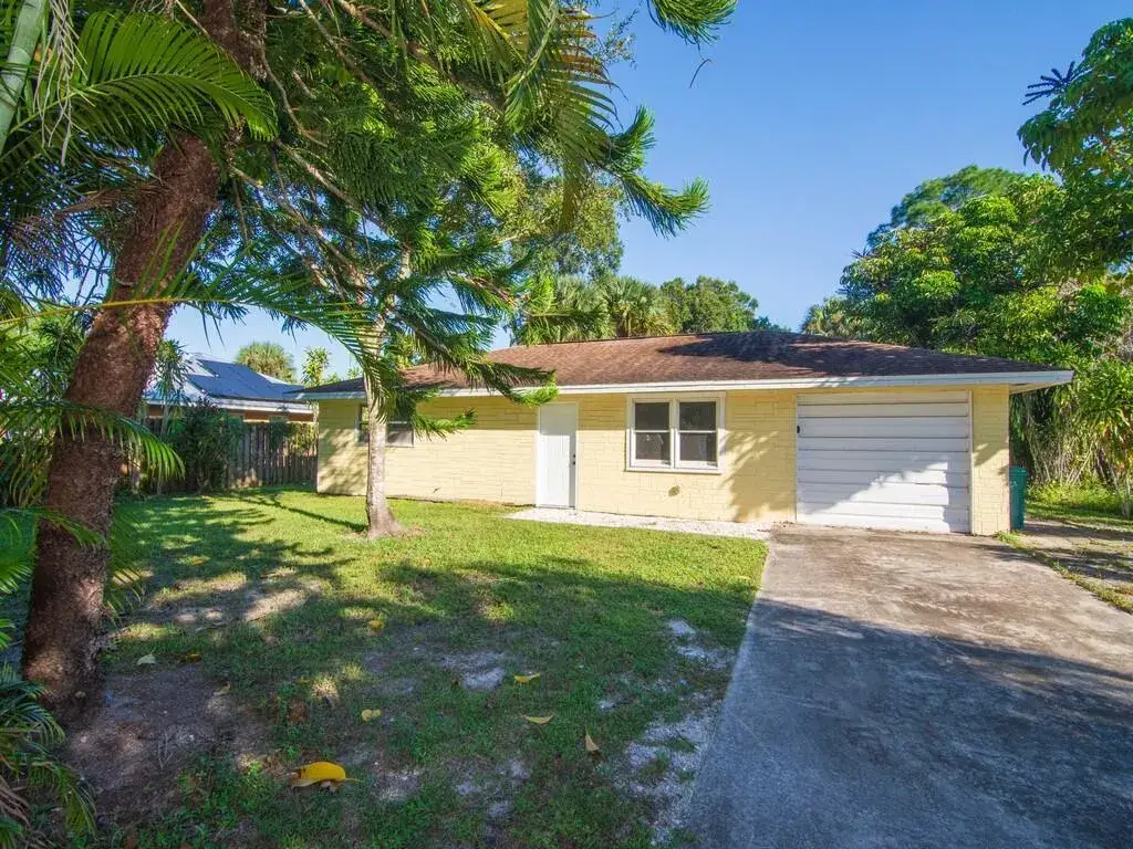 8604 Brookline Avenue, Fort Pierce FL 34951
