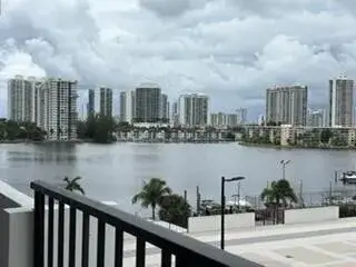 2 bedroom 2 bath Residential Lease for rent at 2780 NE 183rd Street # 504, Aventura FL 33160