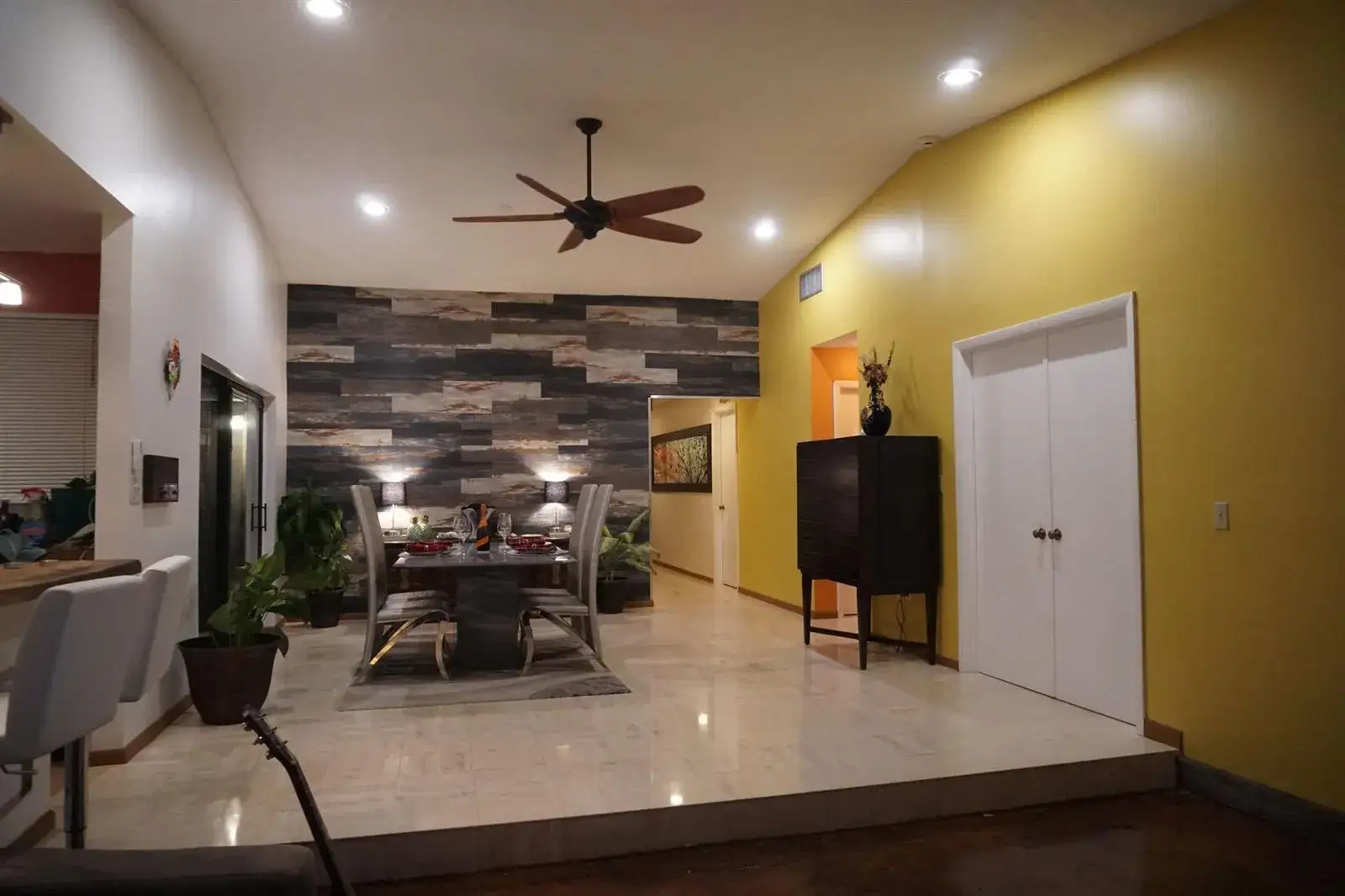 3 bedroom 3 bath Residential Lease for rent at 414 NE 195th Street # 414, Miami FL 33179