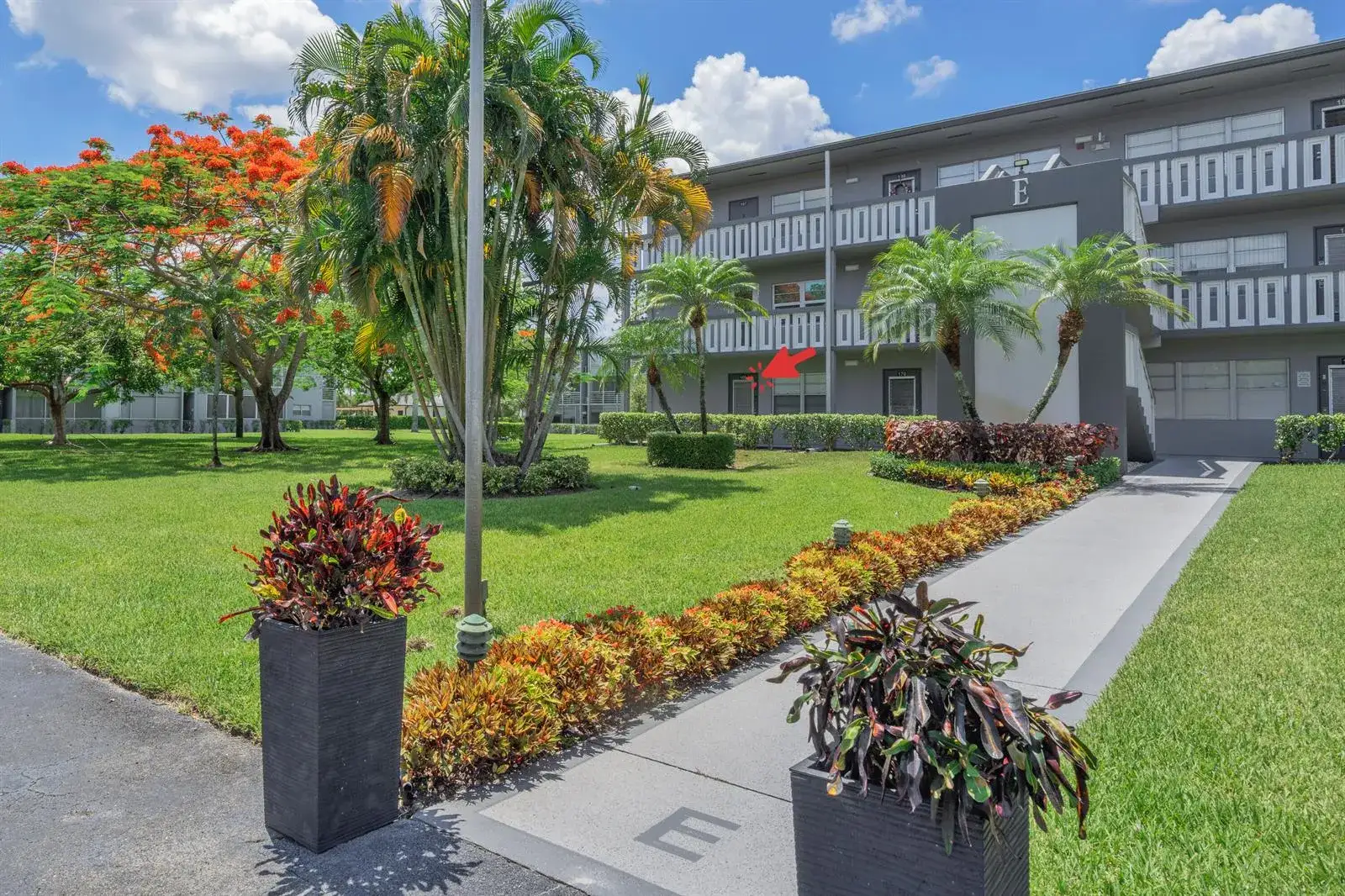 2 bedroom 1 bath Residential Lease for rent at 169 Suffolk E, Boca Raton FL 33434