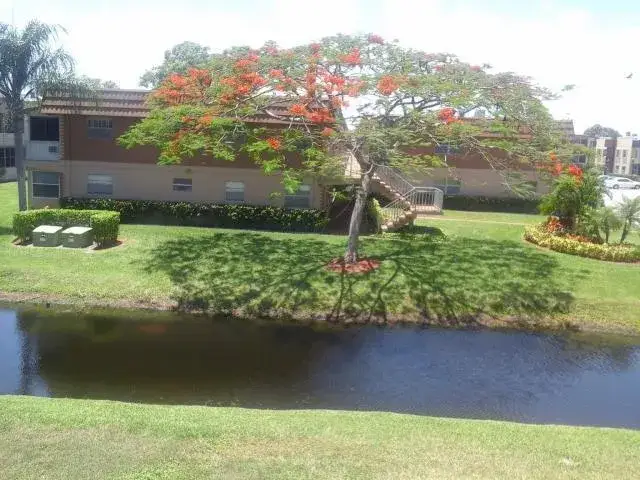 1 bedroom 1 bath Residential Lease for rent at 697 Flanders Drive, Delray Beach FL 33484