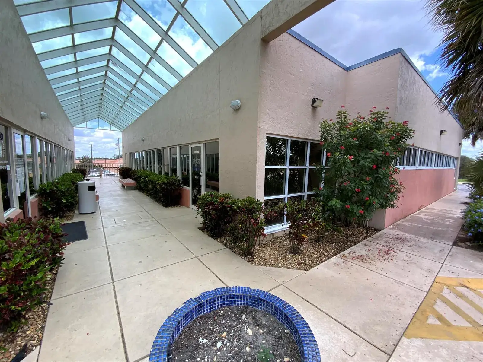 Commercial Sale for sale at 3205 Medical Way, Sebring FL 33870