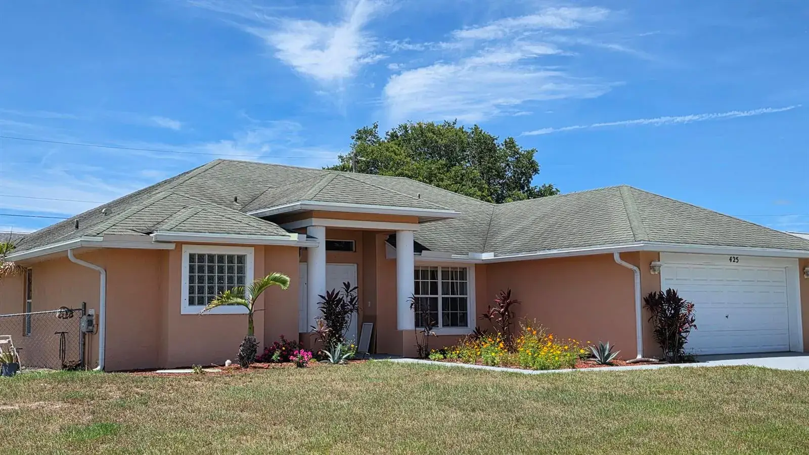 4 bedroom 2 bath Residential Lease for rent at 425 SW Mccomb Avenue, Port St. Lucie FL 34953