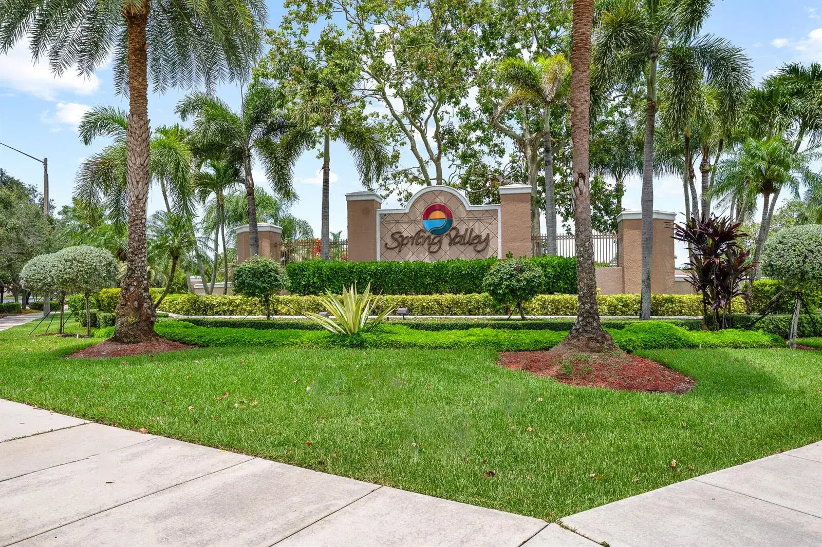 4 bedroom 2 bath Residential for sale at 16146 NW 14th Court, Pembroke Pines FL 33028