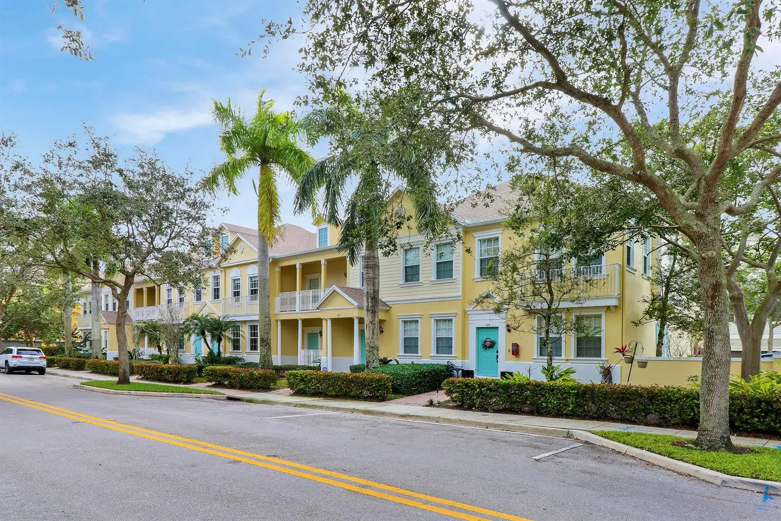 3 bedroom 2 bath Residential for sale at 118 Seagrape Drive # 105, Jupiter FL 33458