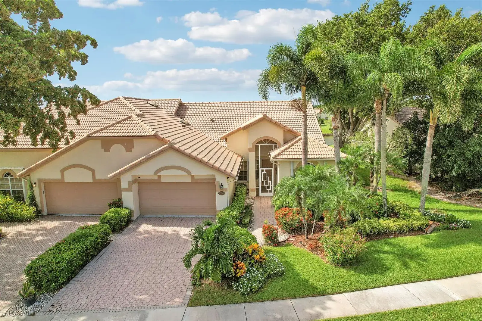 3 bedroom 2 bath Residential for sale at 7136 Ashford Lane, Boynton Beach FL 33472
