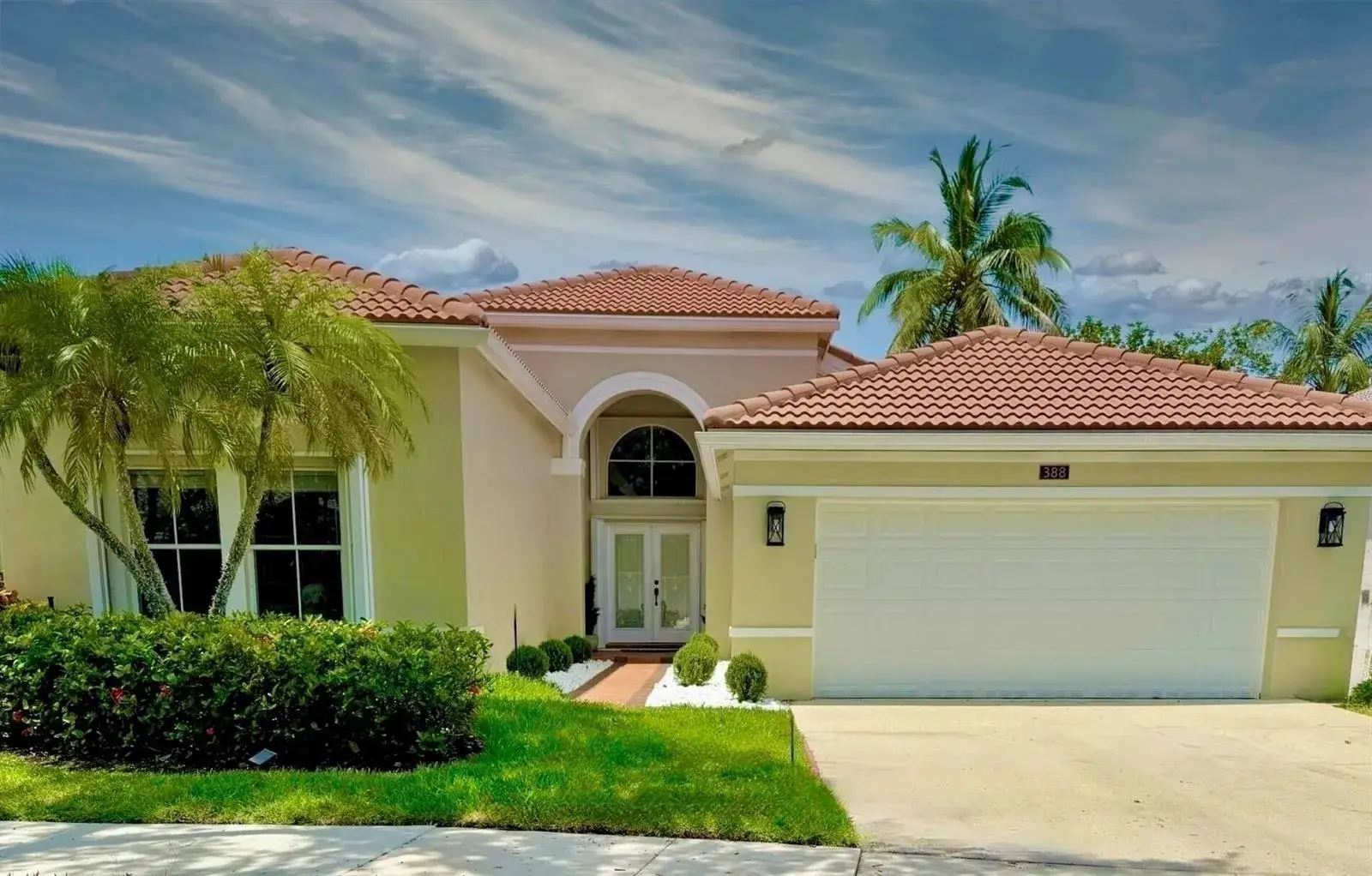 4 bedroom 2 bath Residential Lease for rent at 388 Carrington Drive, Weston FL 33326