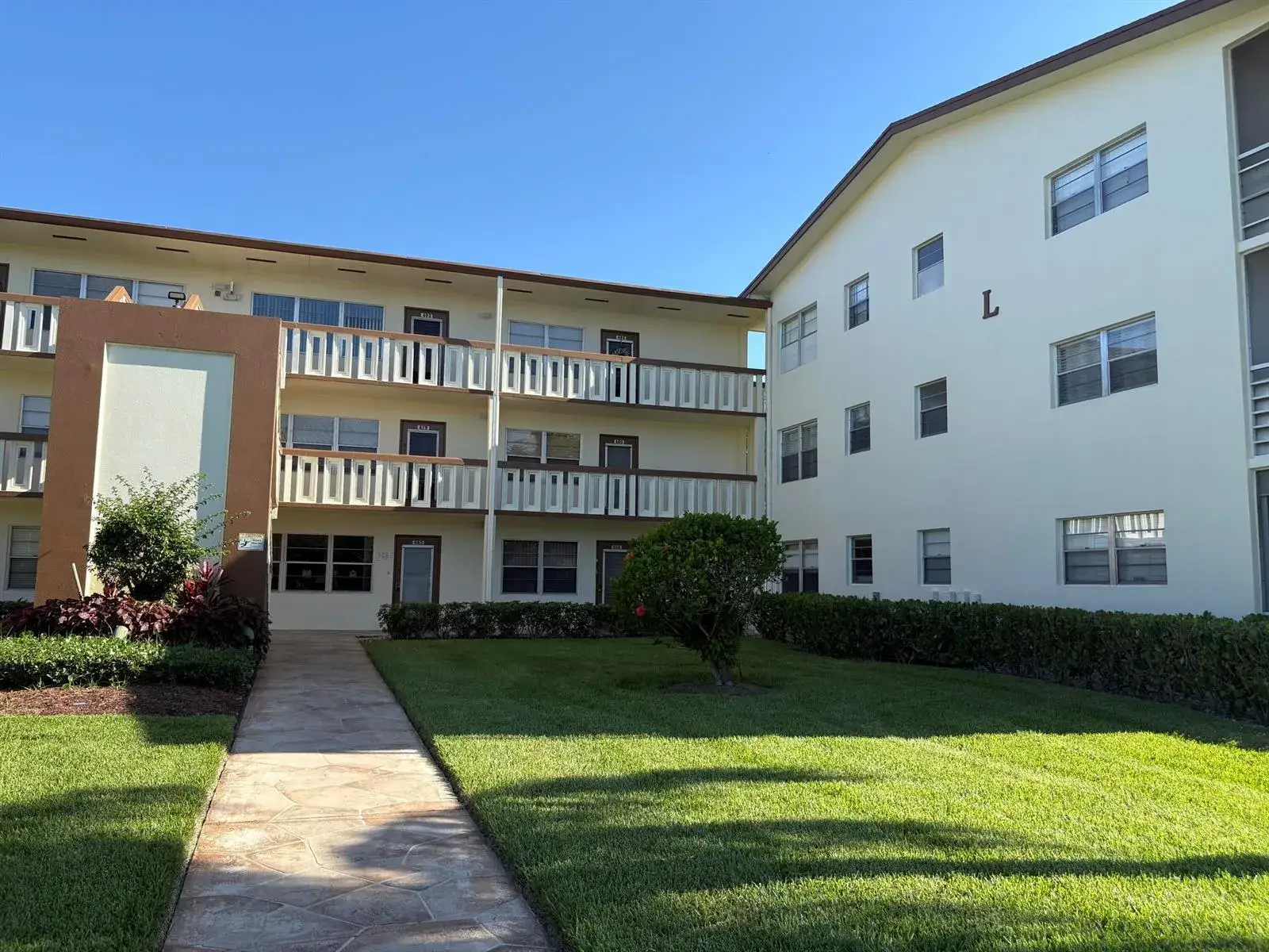 1 bedroom 1 bath Residential Lease for rent at 497 Mansfield L, Boca Raton FL 33434